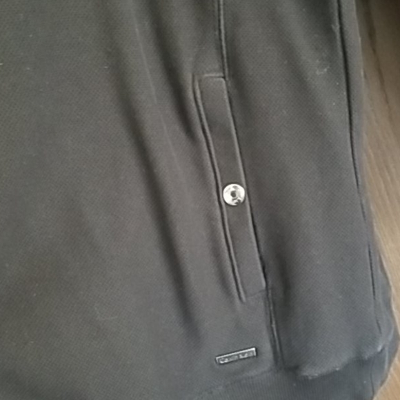 🕴🏻Calvin Klein zip up sweater🕴🏻 - Picture 3 of 7